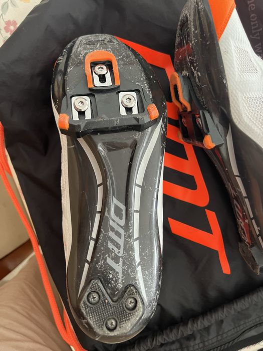 Sapatos ciclismo DMT R1