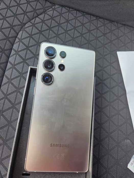 Samsung Galaxy S25 Ultra 512GB – NOVO (SEM USO)