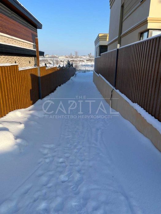 Продажа дома (дуплекса) с видом на озеро,  Гатное, газ