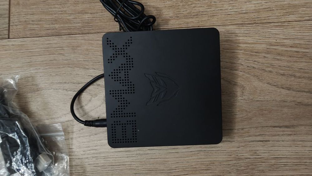 Комп'ютерні системні блоки B1 Plus