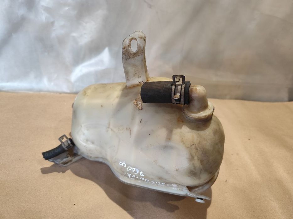 Розширітельний бачок Jeep Grand Cherokee  3.1 d . 1999-2005p