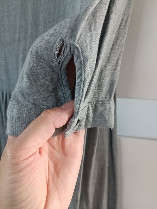 Szara sukienka damska Carry r.M