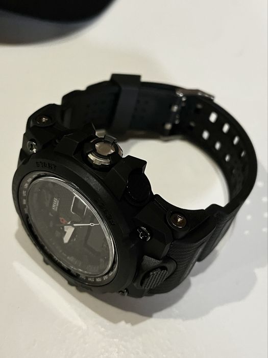 Годинник чоловічій водостійкий тактичний