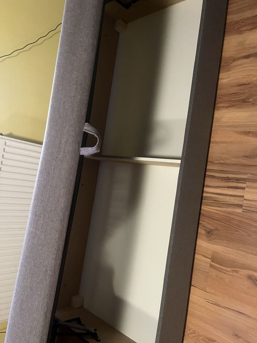 Łóżko/tapczan jednoosobowy