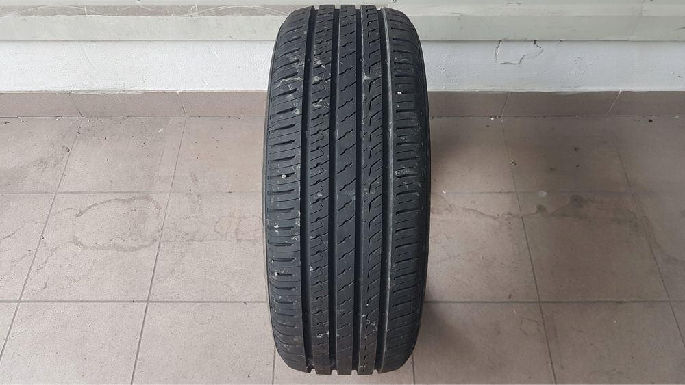Barum Bravuris 5HM 215/50/18 XL