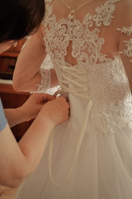 ВЕСІЛЬНА СУКНЯ дуже ніжна і красива