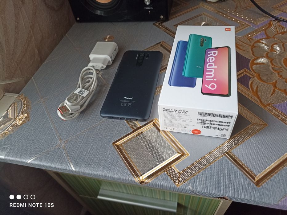 Продам Redmi 9 4/64