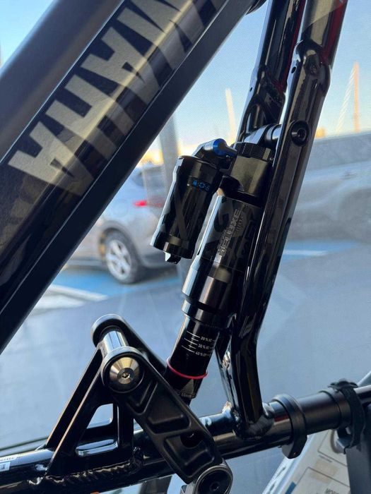 Bicicleta Yamaha MORO 07 eMTB – Potência, Design e Condução Pura