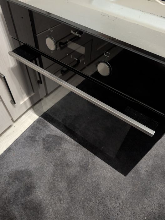 Piekarnik do zabudowy 60 cm Amica