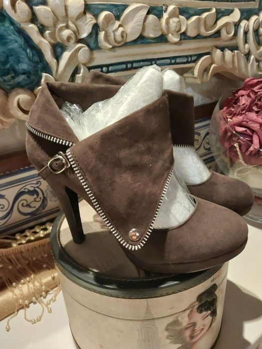 Sapatos modelo original