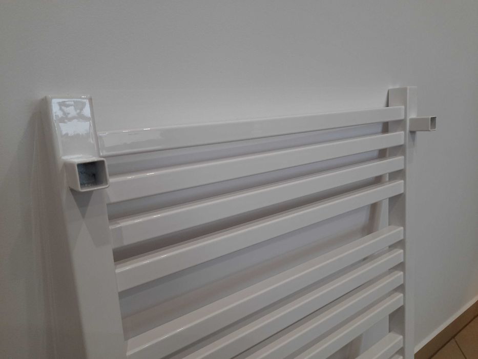 Grzejnik łazienkowy drabinkowy 74 x 50 Idealny