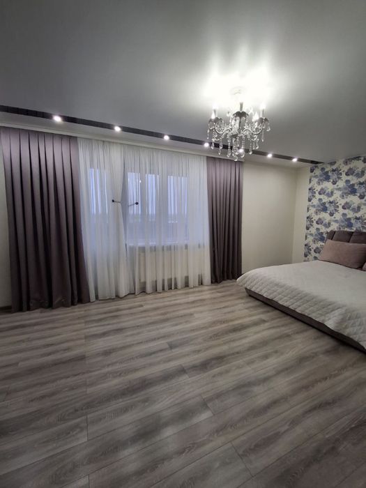 3 кімнатна видова квартира Польова 9493