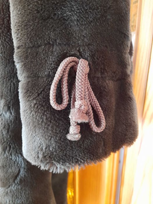 Шуба женская из искусственного меха фирмы " BELSO " ( Бельгия )