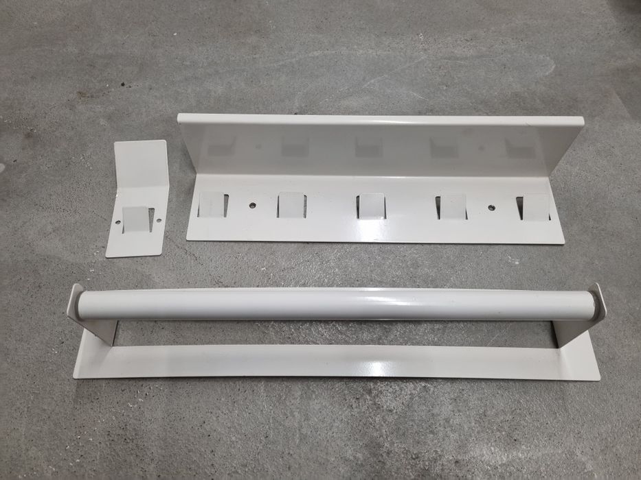 Conjunto toalheiro e cabide WC