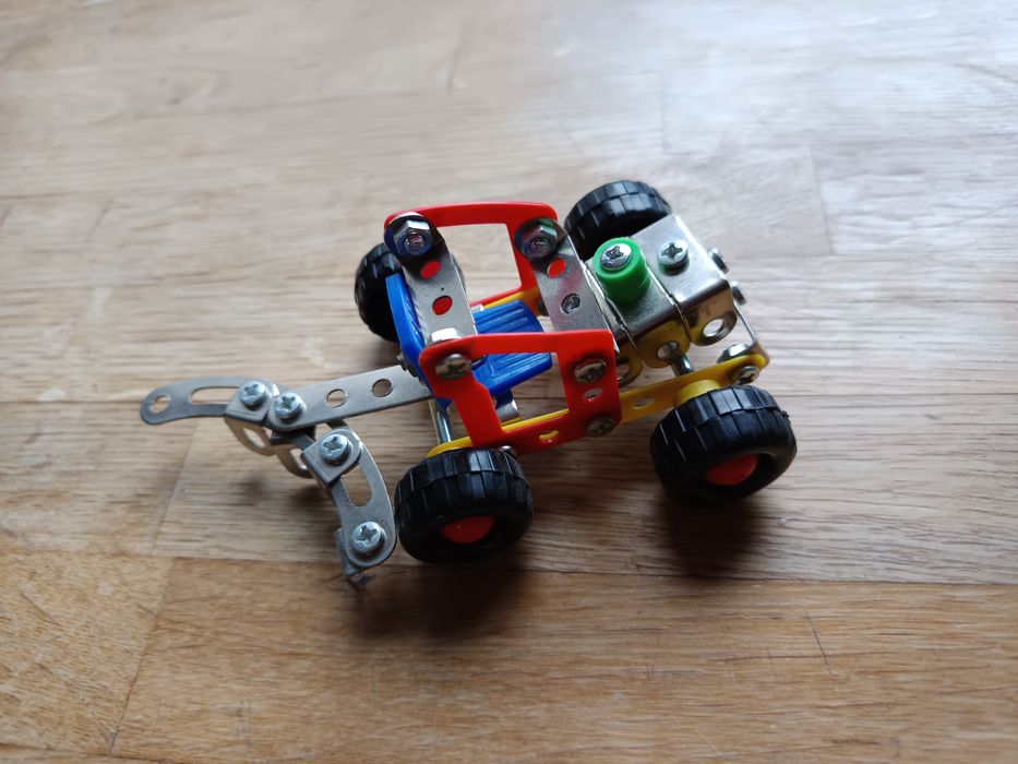 Autko robotyka kolekcja