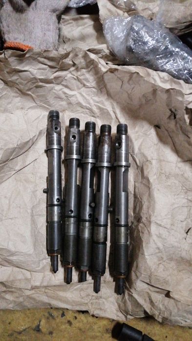 Продам форсунки 202 Е 202 F 202 G, 201 ВDEGF на ауди а6с5 2,5 тди