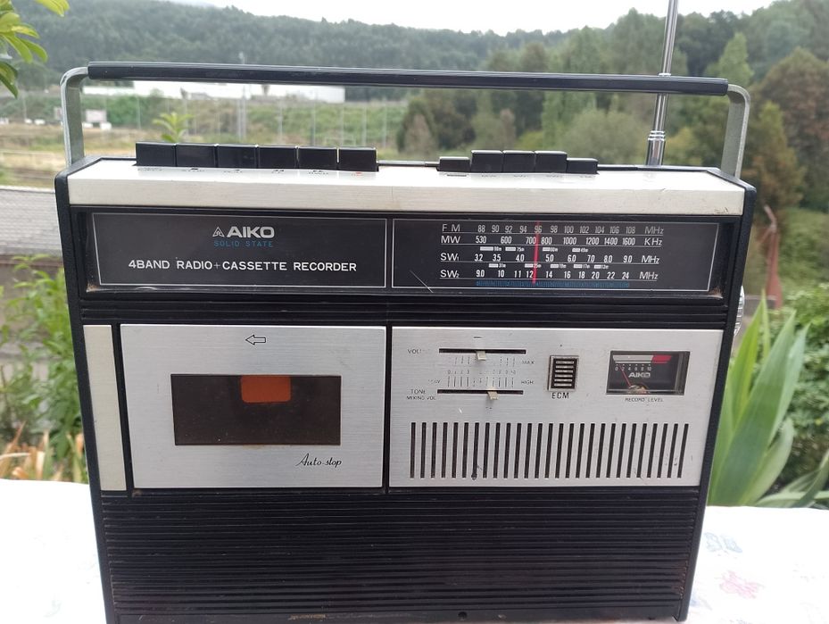 Rádio portátil, Aiko