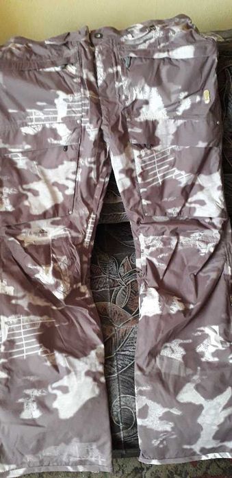 DC Shoes spodnie snowboarowe męskie z USA rozmiar XL 10k