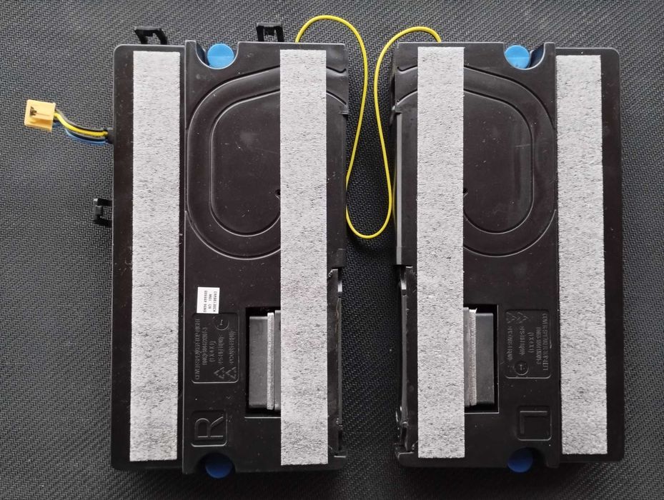 Samsung UE50TU8000UXUA. Розбита матриця. Запчастини