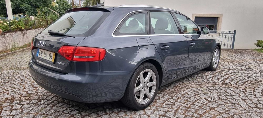 Audi A4 Avant 2.0 TDI 143 cv Sport – 2009 | 227.000 km foto 4