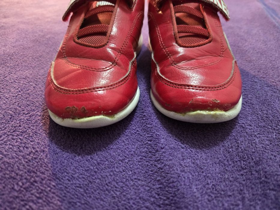 Skórzane buty Puma Ferrari Formuła 1 na rzepy rozm. 31