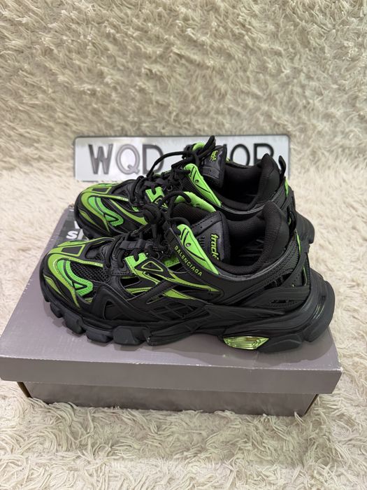 Balenciaga track 46