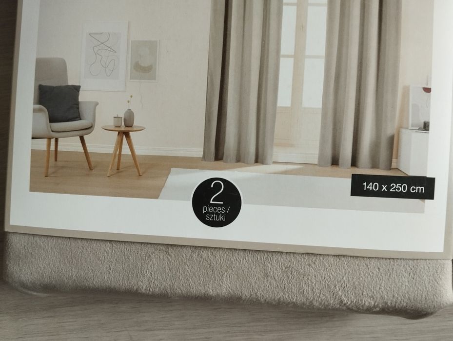 4 beżowe zasłony aksamitne welurowe Smukee 4x zasłona przelotki