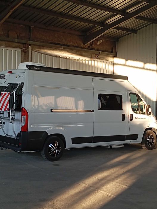 VENDO  Autocaravana Semi-Novo