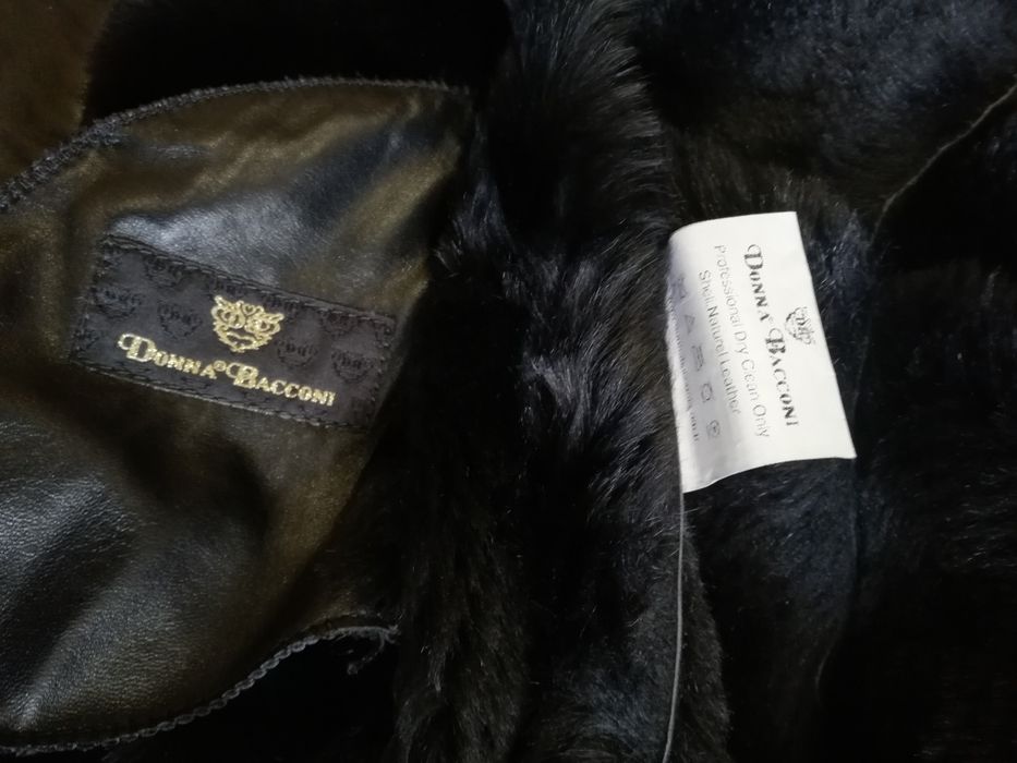 продам жiночу дубленку Donna Bacconi з хутром