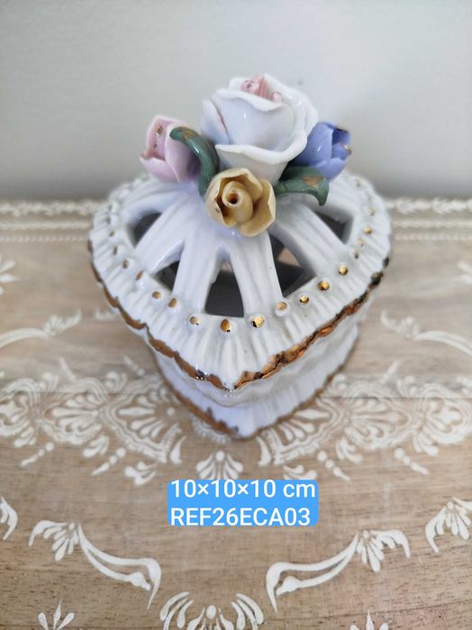 Caixa Guarda Jóias em Porcelana