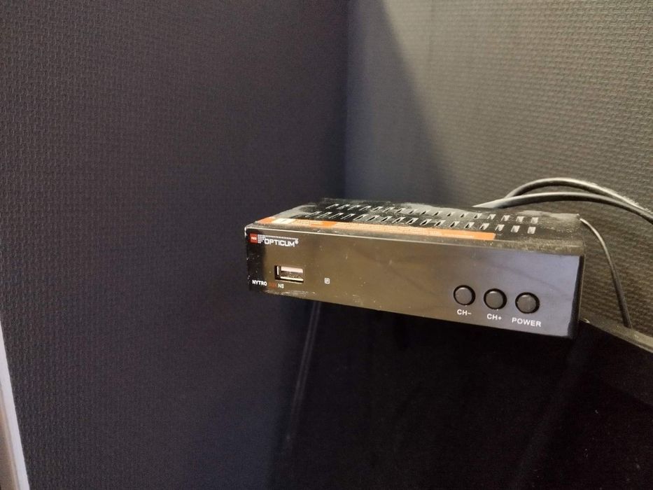 Telewizor 32 i 24 Philips z dekoderem
