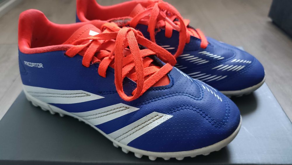 Buty piłkarskie dziecięce turfy rozm 33 adidas
