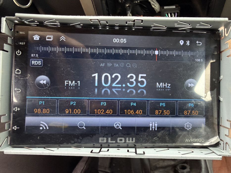 Sprzdam radio blow avh -9930