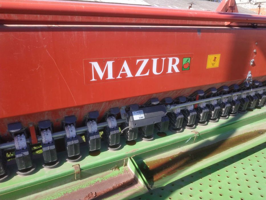 Зернова сівалка Mazur Unia