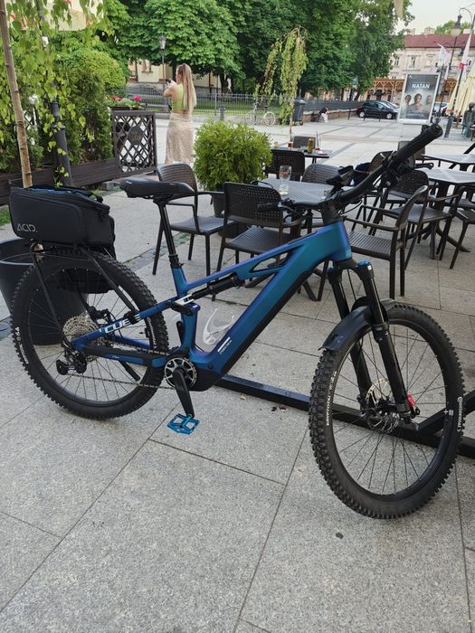 Nowy rower CUBE.