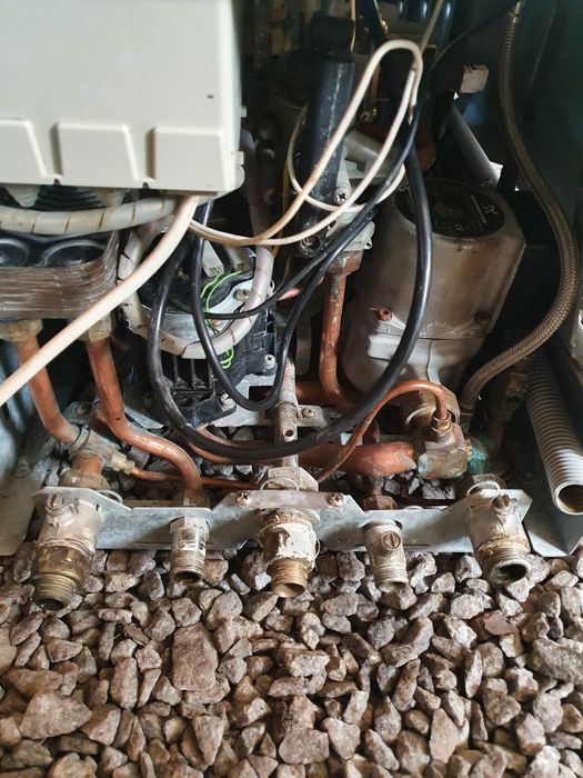 Котел Бош по запчастинах