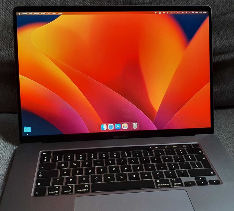 Macbook Pro 16' i9, 64GB, 1TB, R5500M - Space Grey