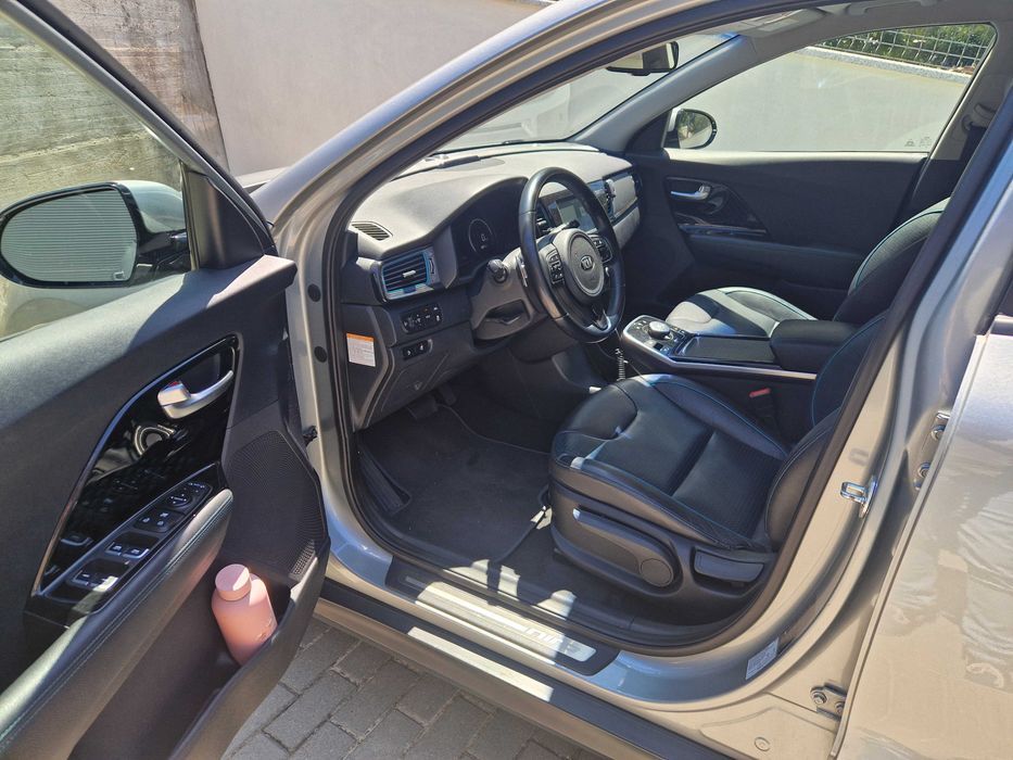 Kia e-Niro 64 kWh 204cv | Histórico Kia | 2 Chaves | Pneus Novos