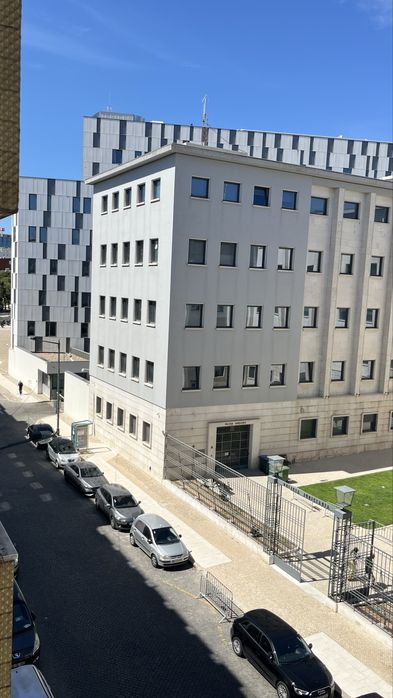 Alugo Quarto - Junto à Policia Judiciária