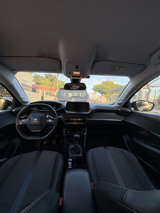 Peugeot 208 — fotografia 7