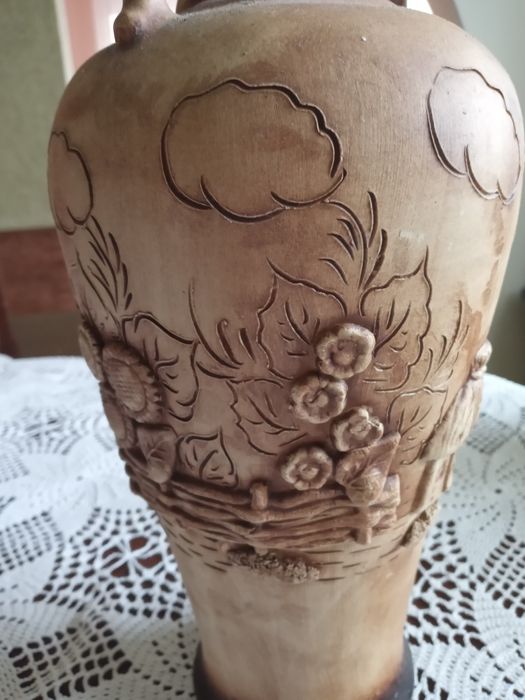 Ваза керамічна в українському стилі