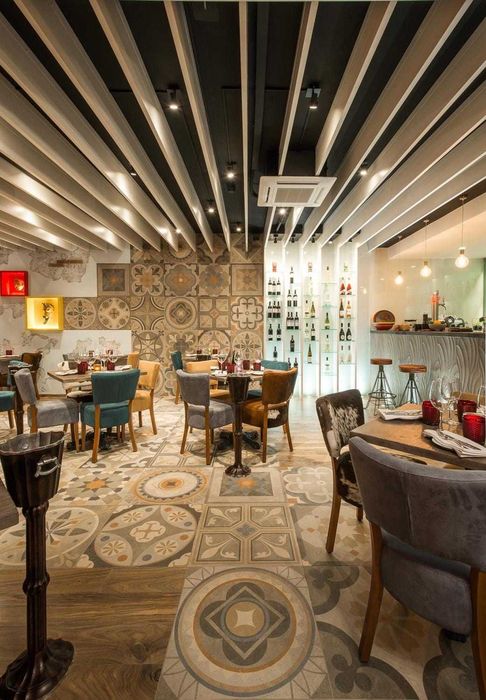 mobiliario cafés e restaurantes