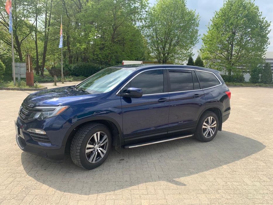 Honda Pilot 3.5. 8 місць