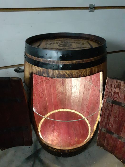 Barek z beczki  drewniej  dębowej