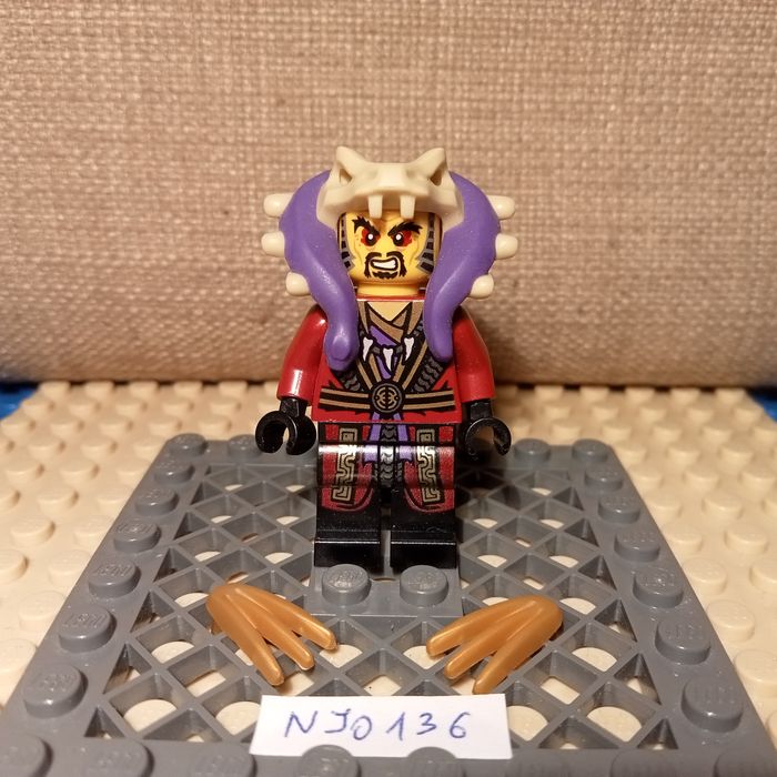 NJO136 Chen Lego Ninjago stan BDB + pazury