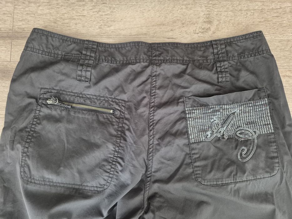Armani Jeans spodnie cargo 46/31 XL/XXL
Polecam na XL/XXL
czarne 
Cien