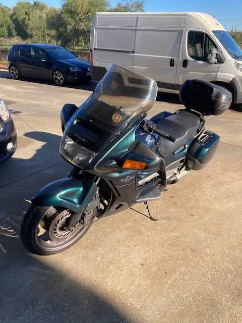 Honda Pan European ST1100 de 1998