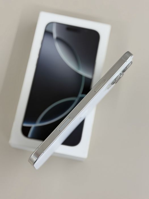 Iphone 16 Pro Max 256Gb Ac/ Retomas