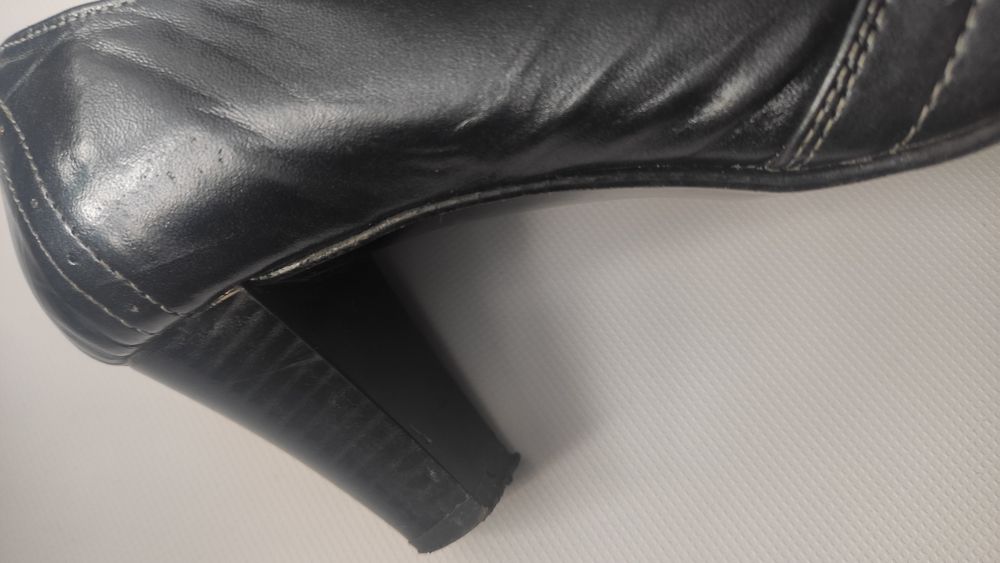 Buty na obcasie skórzane