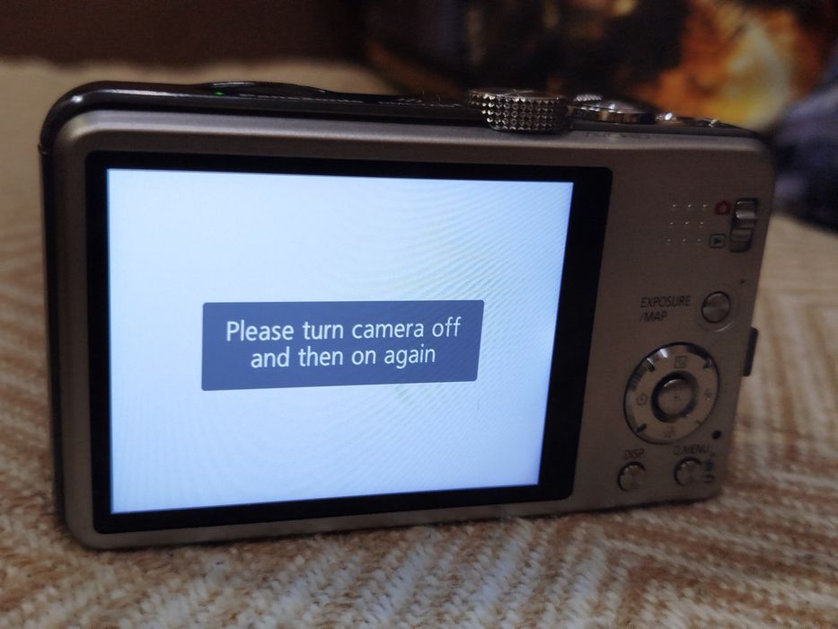 Легкий,компактний та зручний фотоапарат  Panasonic  Lumix TZ30